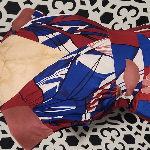 Karina Dresses Red Wine, Blue & White Floral Pattern Faux Wrap Dress -M/L(10-12) - Picture 2 of 7